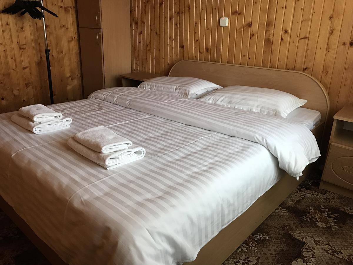 Карпатський Затишок Hotel Szlavszke Kültér fotó