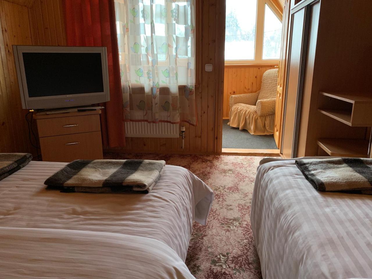 Карпатський Затишок Hotel Szlavszke Kültér fotó